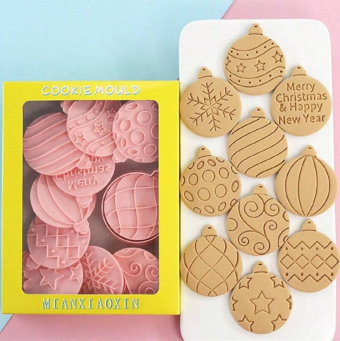 (CL): Κουπάτ Χριστουγεννιάτικες μπάλες (σετ 11τμχ)