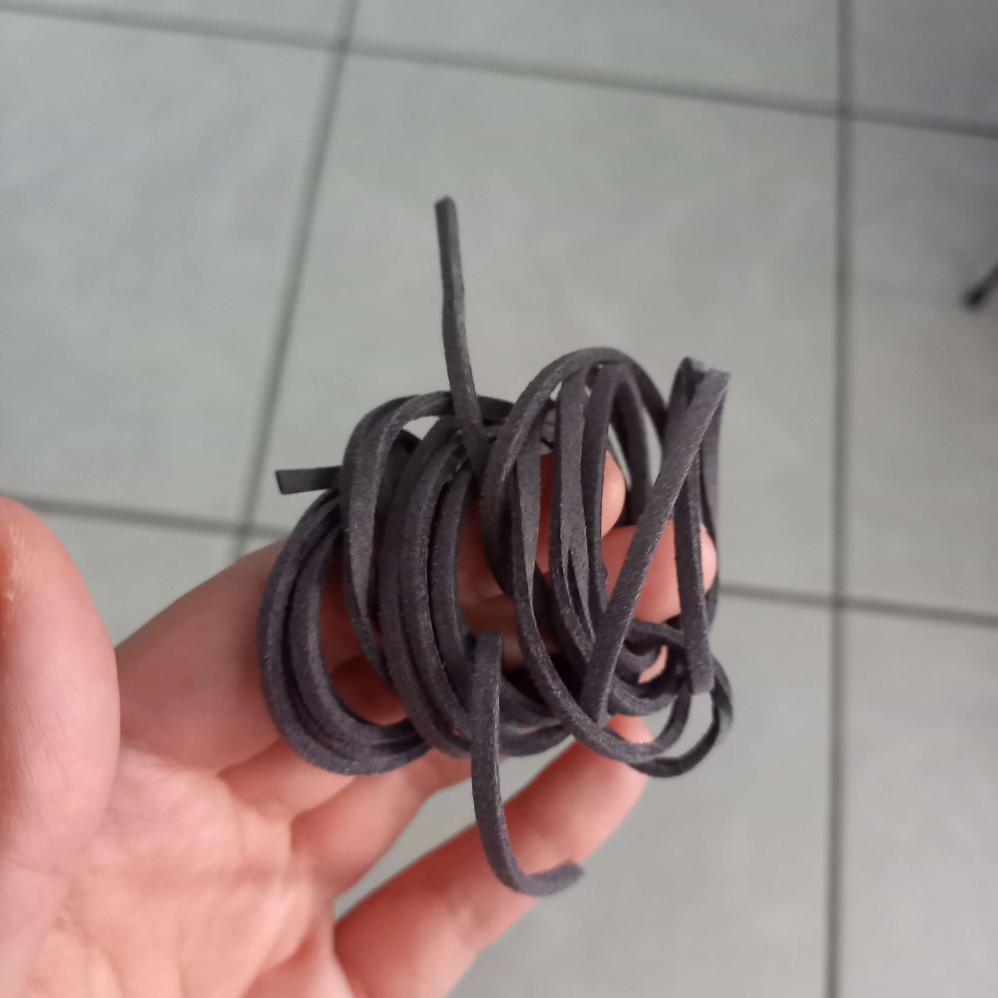 (JW): Κορδόνια συνθετικό δέρμα (suede)