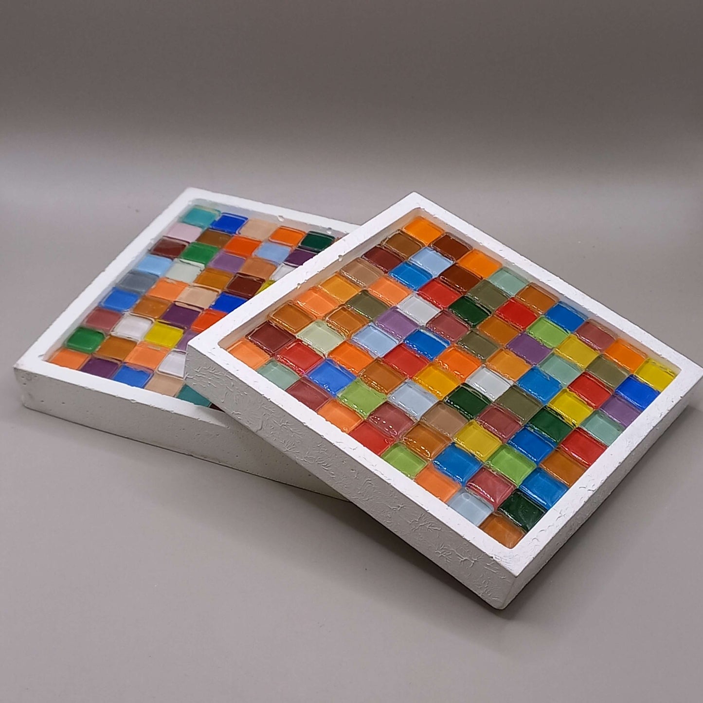 Σουβέρ - ΛΕΥΚΟ/ΨΗΦΙΔΕΣ (Σετ 2τμχ)