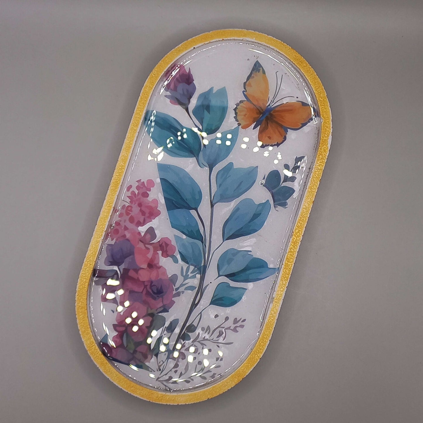 Δίσκος "Oval" - ΥΓΡΟ ΓΥΑΛΙ/ΛΕΥΚΟ-ΛΟΥΛΟΥΔΙΑ