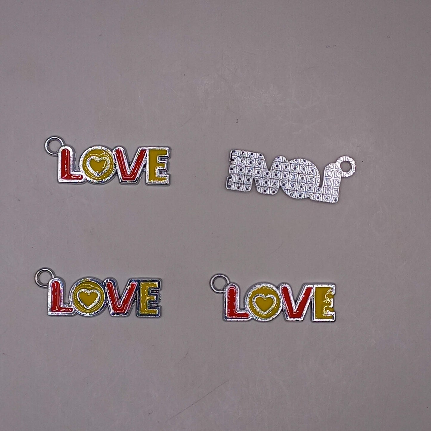 (JW): Charms "LOVE" (2 χρώματα)