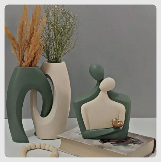 (MO): Ζευγάρι αγκαλιά