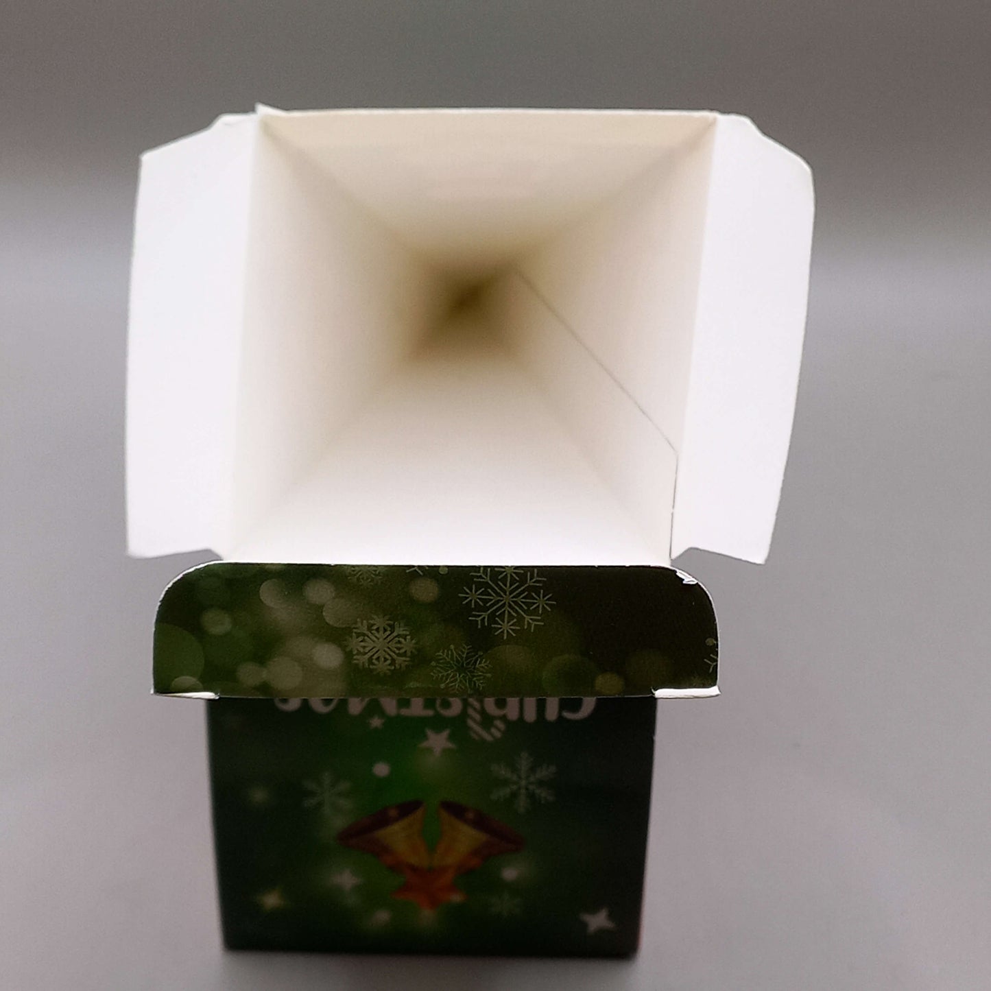 (PG): XMAS κώνοι