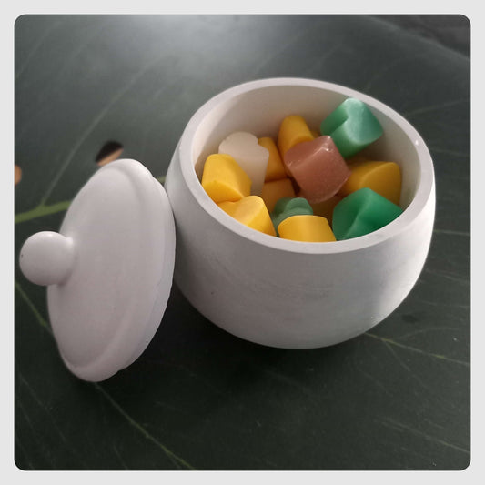 Wax drops σε δοχείο με καπάκι (4 αρώματα)