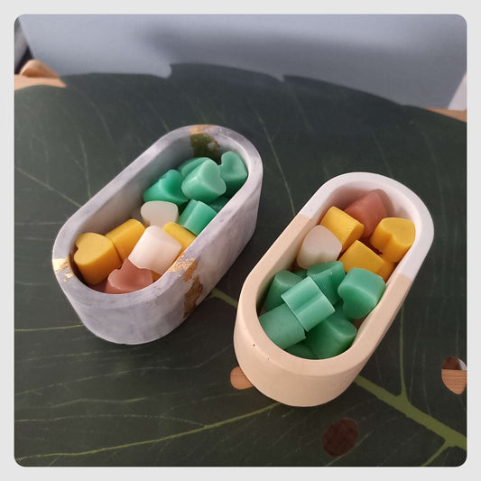 Wax drops σε οβάλ δοχεία (2 σχέδια)
