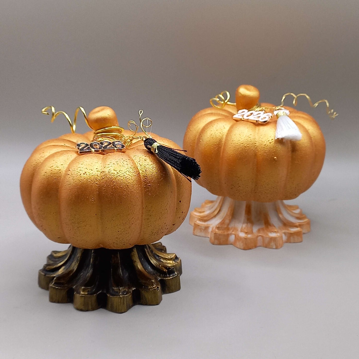 Γούρι 2026~Κολοκύθα με βάση (2 χρώματα)